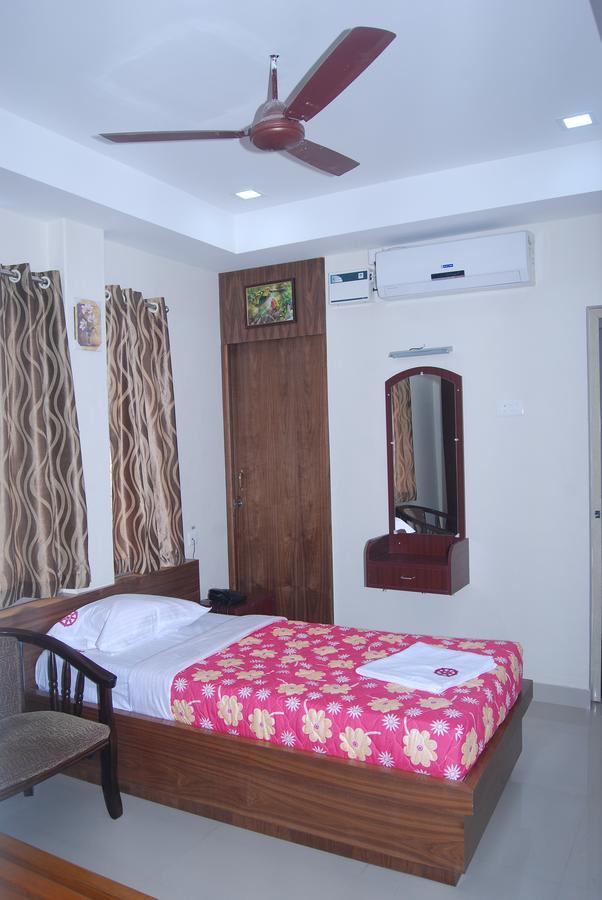Chakraa Residency Hotel Ramanathapuram Exterior photo